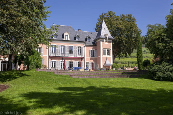 Le Château de la Crée recrute et étoffe son équipe oenotouristique.